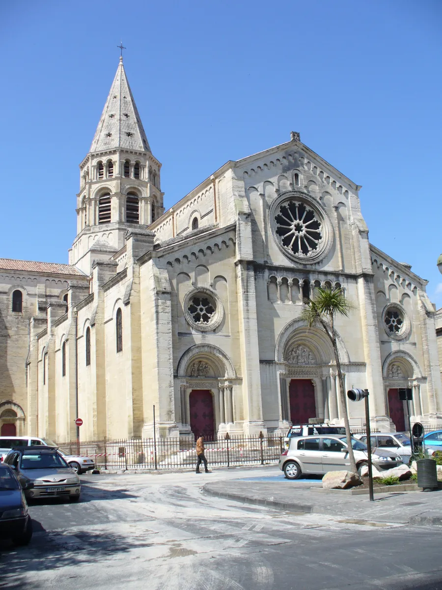 Image du carousel qui illustre: Eglise Saint-Paul à Nîmes