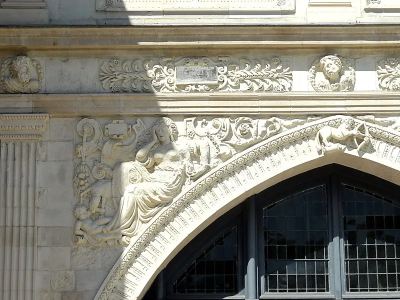 Image du carousel qui illustre: Maison du Sagittaire à Amiens