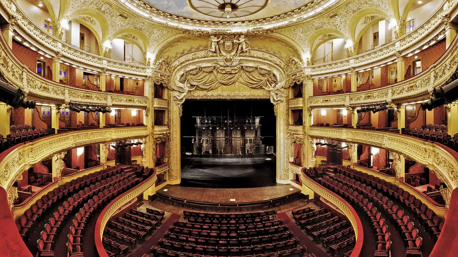 Image du carousel qui illustre: Théâtre National de l'Opéra Comique  à Paris