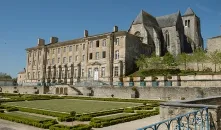 Image du carousel qui illustre: Abbaye Royale de Celles-sur-Belle à Celles-sur-Belle