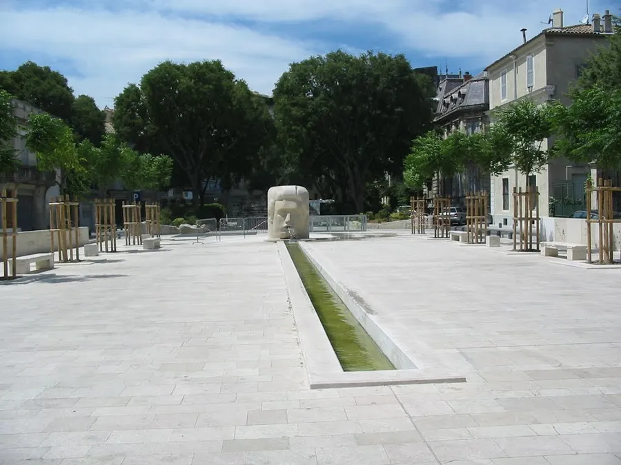 Image du carousel qui illustre: Place d'Assas à Nîmes