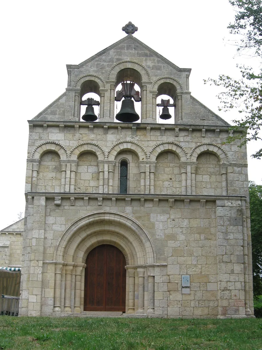 Image du carousel qui illustre: Eglise Notre-Dame de Benon à Saint-Laurent-Médoc