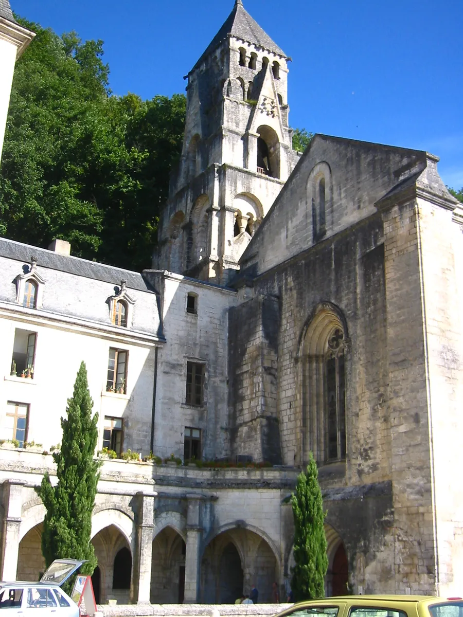 Image du carousel qui illustre: Abbatiale Saint-pierre De Brantôme à Brantôme en Périgord