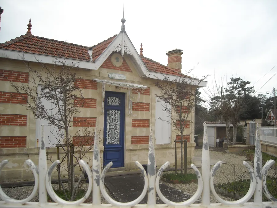 Image du carousel qui illustre: Circuit des villas soulacaises à Soulac-sur-Mer