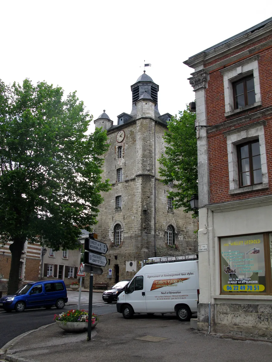 Image du carousel qui illustre: Beffroi De Saint-riquier à Saint-Riquier