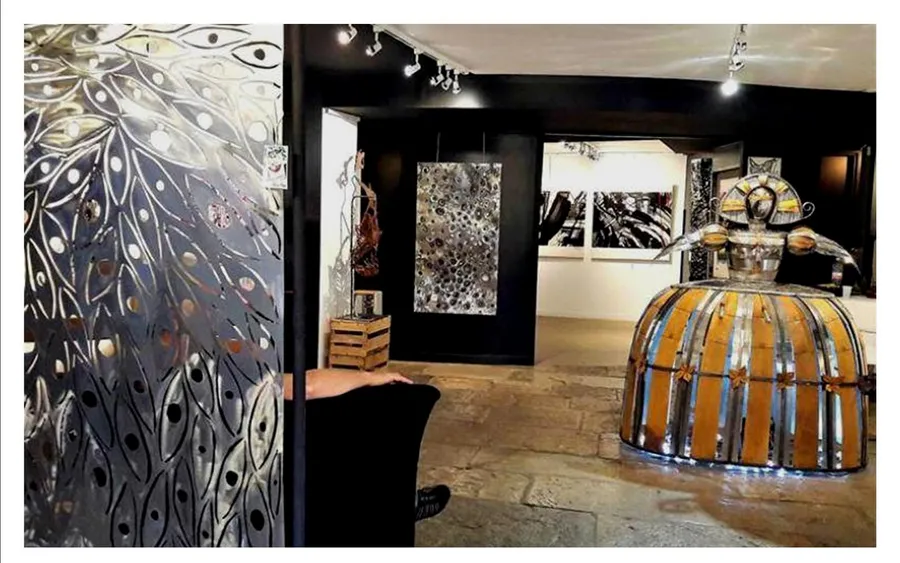 Image du carousel qui illustre: Galerie Des Corsaires à Bayonne