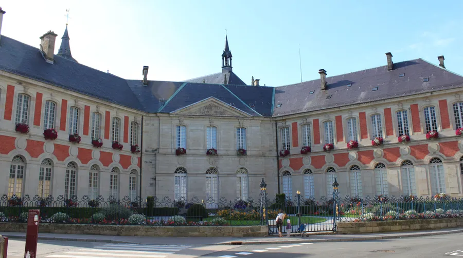 Image du carousel qui illustre: Le Palais Abbatial à Remiremont