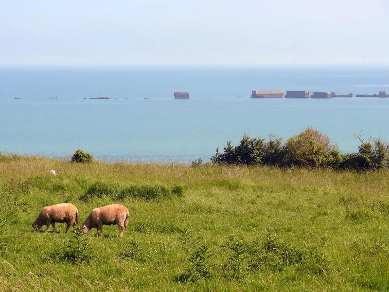 Image du carousel qui illustre: Omaha Beach à Saint-Laurent-sur-Mer