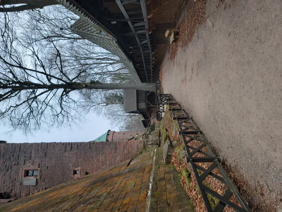 Image du carousel qui illustre: Château du Haut-Koenisbourg  à Orschwiller