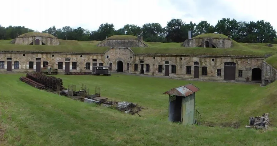 Image du carousel qui illustre: Fort De Bois L'abbe à Uxegney