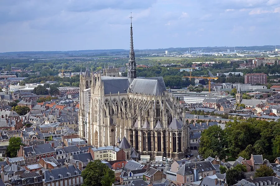 Image du carousel qui illustre: Cathédrale Notre-Dame à Amiens